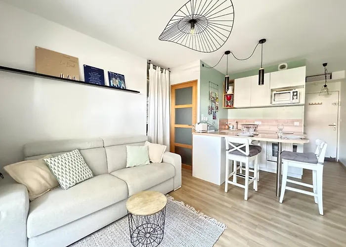 Les Muleaux - Wifi, Tv, Piscine De Apartman