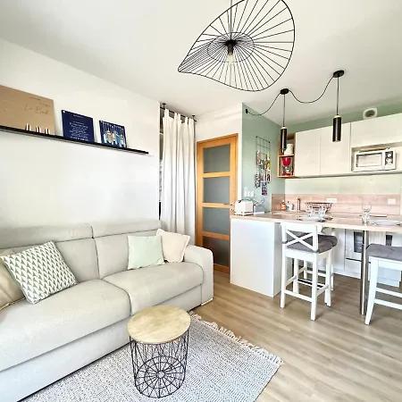 Les Muleaux - Wifi, Tv, Piscine De Apartment